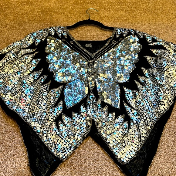 Source Unknown Jackets & Blazers - Vintage Sequin and Beaded Silver Butterfly Overlay Top in Silver/Black/Silk